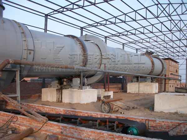 伊朗客戶現(xiàn)場(chǎng)考察陶?；剞D(zhuǎn)窯生產(chǎn)線