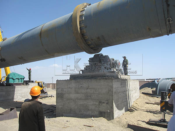 煅燒石灰所用設(shè)備&mdash;石灰回轉(zhuǎn)窯